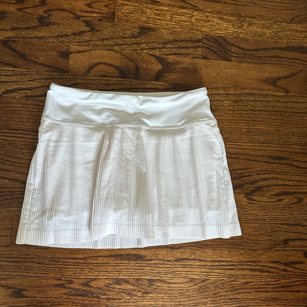 Lululemon White Pleated tennis Skirt 2